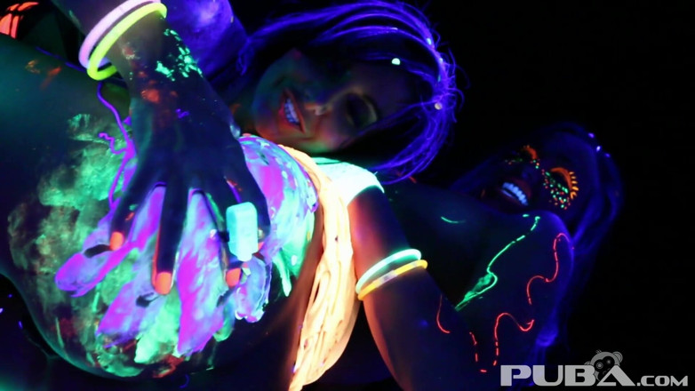 PUBA: Black-light rainy night with Abigal Mac & Ava Addams