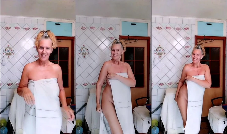 Lukerya: Quente dona de casa Lukerya em lingerie de renda branca