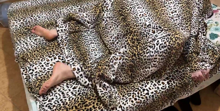 Couple Of Pleasure: Mi-am futut sora vitregă pentru a-i dovedi că nu sunt...