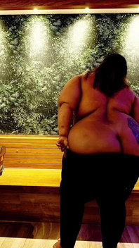 Come Play with the Biggest BBW