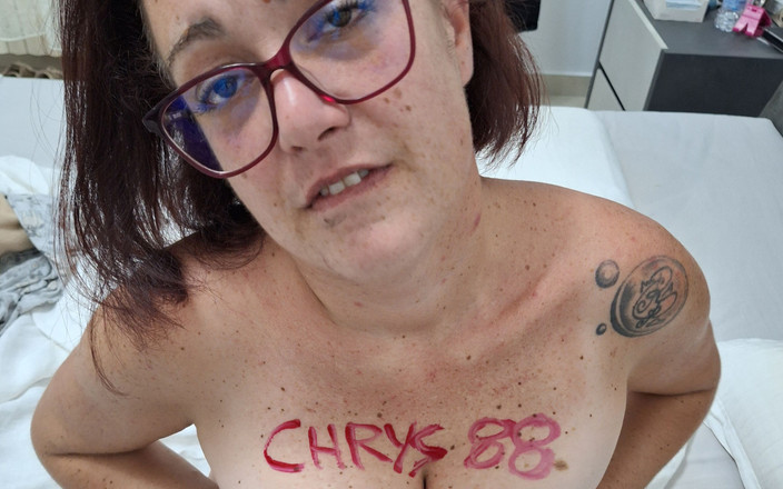 Chupita84: Chupita84は献身し、ザーメンを懇願