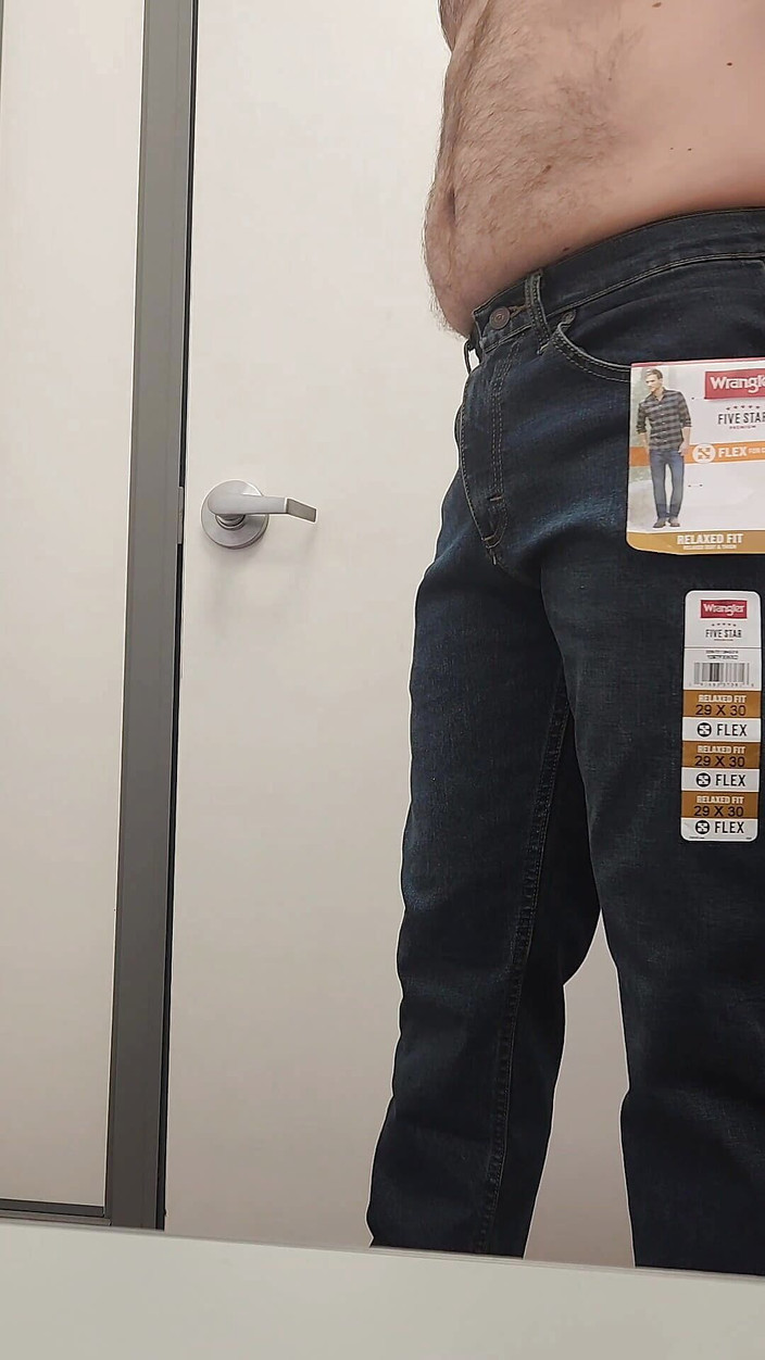 Djk31314: もっと服を試着する