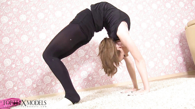 Giant Fem: Você gosta de pernas mais longas e flexíveis desfrutando do...