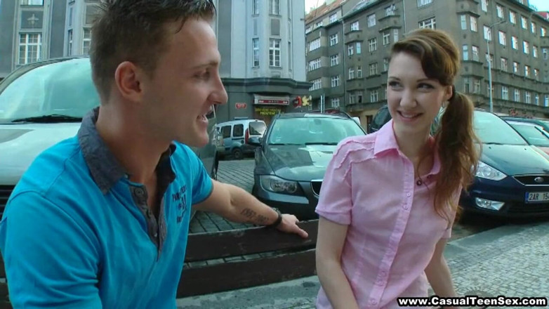 Casual Teen Sex: Teeny wanted to get picked up