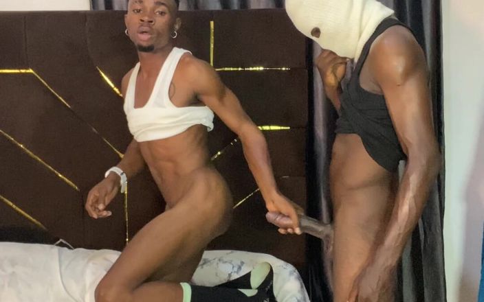 YungthugM: Pula monstruoasă heterosexuală a dominat-o pe cea mai bună prietenă