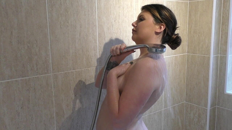 jasminebrooks: Masa mandi seksi