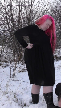Stiefelanbetung im schnee