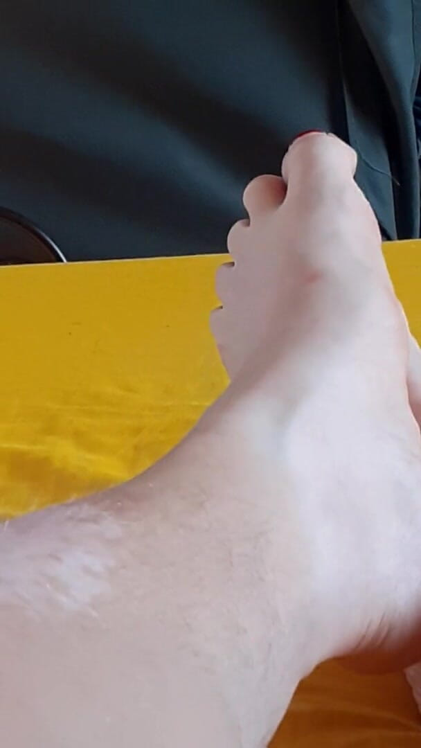 Tinka19: New feet fetish