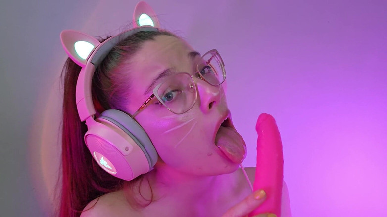 petitesubkitten: Cosplay zrzka Egirl Ahegao POV sání Asmr