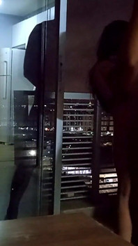 365 dagen anaal - dag 51 seks op het balkon - Accounter Adventures