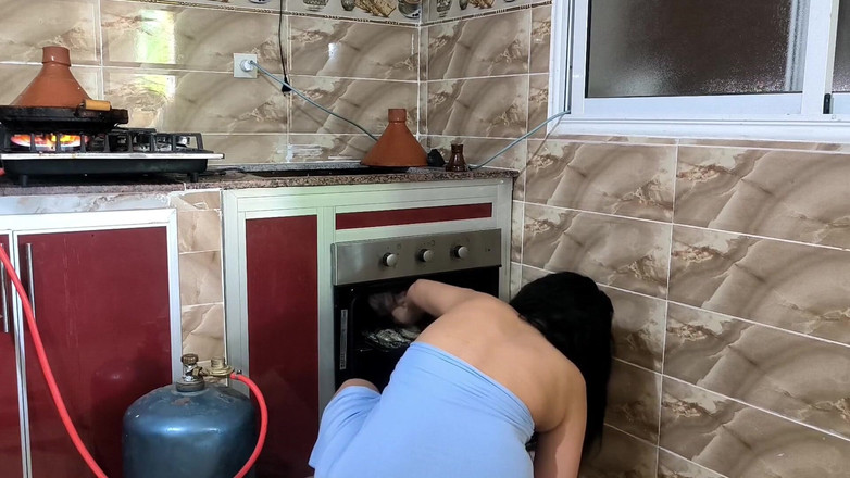 Amal Arab: Наше домашнє секс відео 29