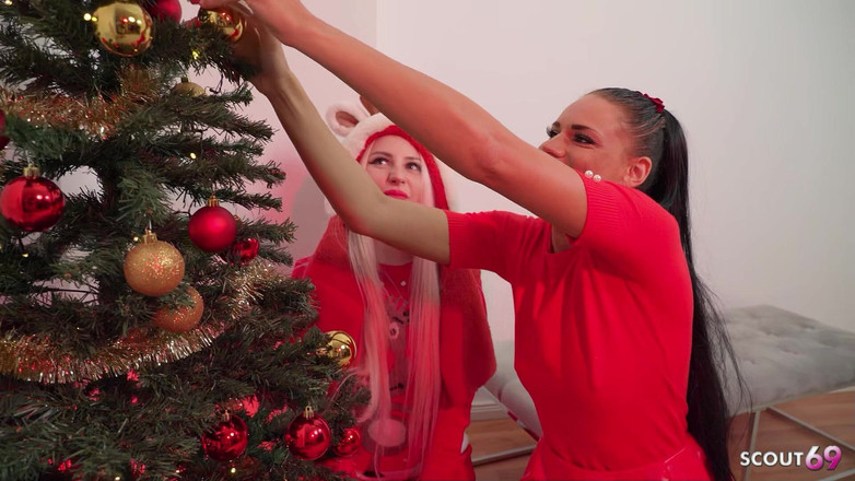 Scout69: La flaca latina alemana Christy Ley y Maria Gail seducen...