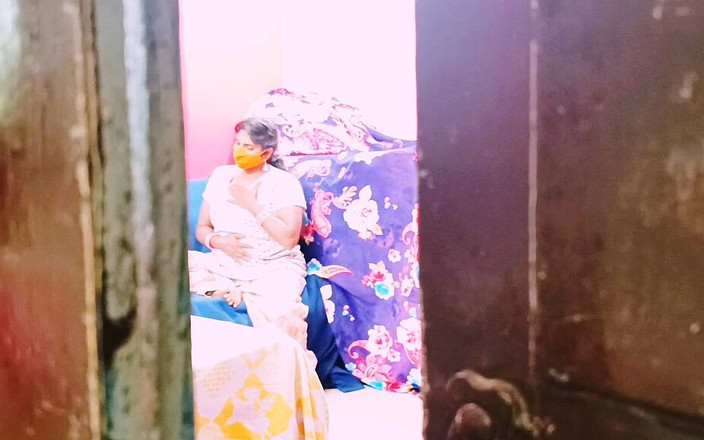 Telugu honey lips: Indische Desi-sex-stiefschwester und stiefbruder ficken leider zu hause. Telugu dirtytalk.