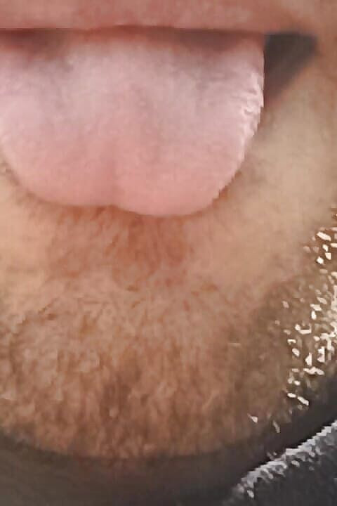 Gangbang straight: După ce a sărutat buzele lui Sunny Leone, s-a simțit...