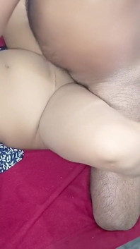Indian Desi Girlfriend Come in Boyfriend Room and Boyfriend Fuck Girlfriend Full Hindi Dirty Talk