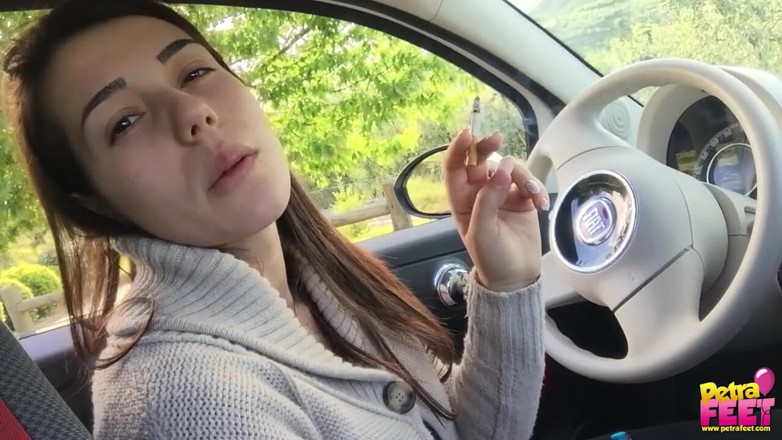 Smokin Fetish: Hot teen smoking in car