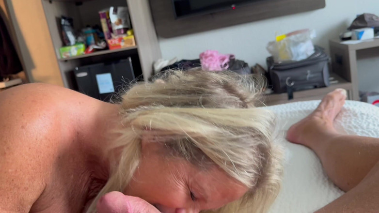 Candy Abbott: Surprise Afternoon BJ POV