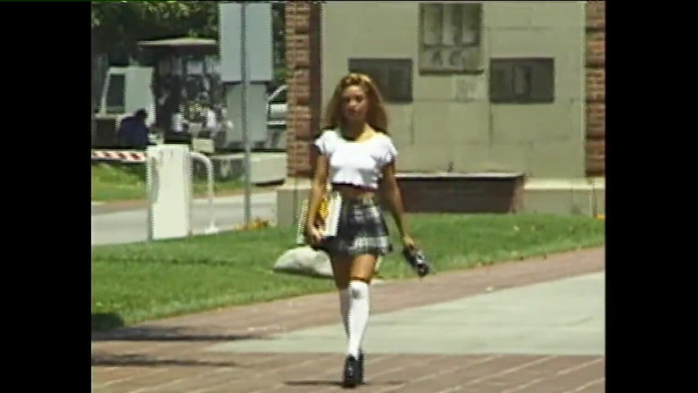 Heatwave Porn: Kelly Studenta, partea 1