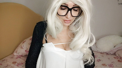 savannahamatoriale: My gynecological examination is by videoconference