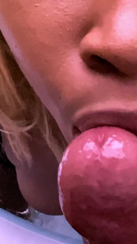 Hot Pussy Play and Sloppy BJ with Pornstar Nina Rivera