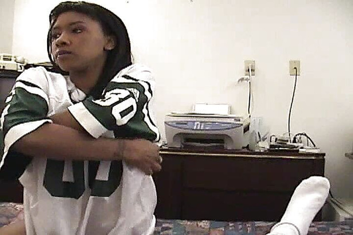 Radical: ホット黒檀の売春婦は大きな白いディックを吸う