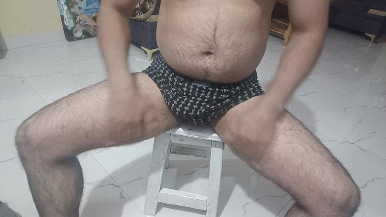 LovedSunsine1990: Tüm kıyafetlerimi çıkardım ve eşyalarıma şiddetle masaj yaptım