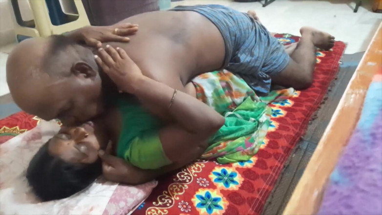 Desi palace: Tonight Sex With My Girlfriend