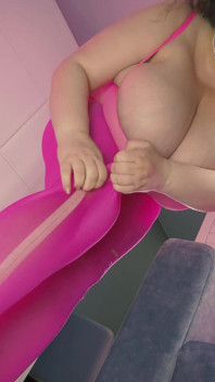 BBW Anna Katz cieszy się dildo podczas stania