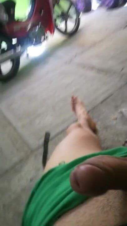 Cazeross: Masturbating at home