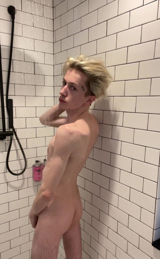 GhostCams: Striptis mandi