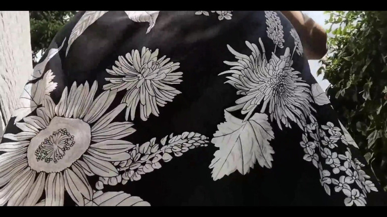 Nicoletta Embassi: Serene odpoledne s Nicoletou v její zahradě snů se spoustou...