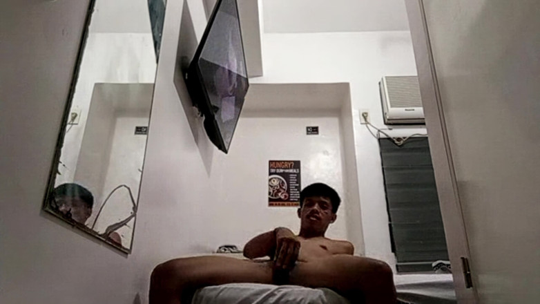 Jameson Official: Filipino Twink Jerks His Throbbing Cock in Hotel 2