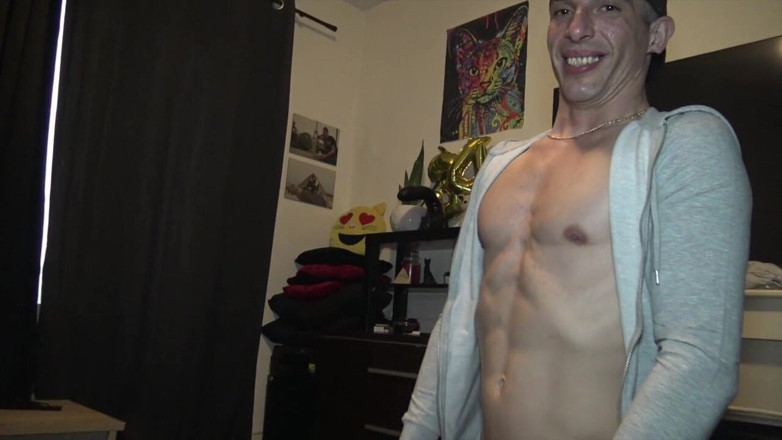 Shemale videos: Amazing pussy boy ftp fucked barebakc by xxl cock