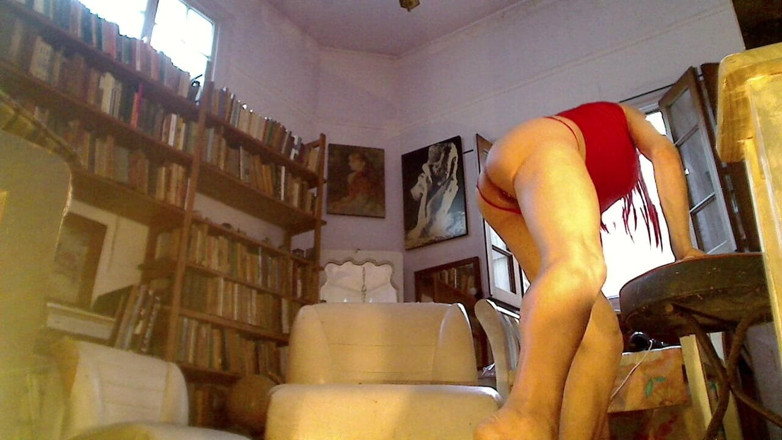 Dildo Man and Cross Hard Sex: My fucking ass dressed in red