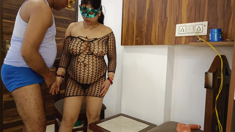 Desihoneycouple: Pooja Bhabhi pieprzyć się z mężem w hotelu