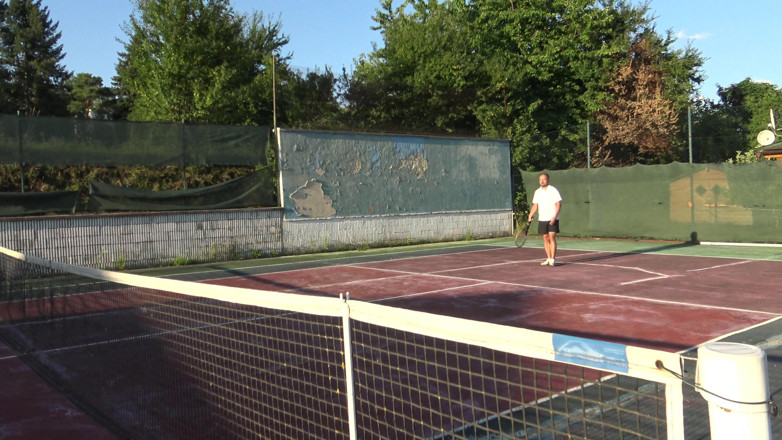 Femdom Austria: Tennis Femdom!