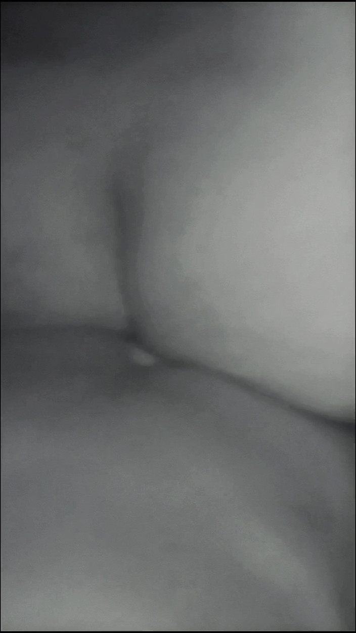 Lily & Theo: I gemiti più deliziosi sono quelli degli amici sposati