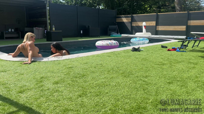 Lumacarie: Mi Amiga Adélie Me Desmonta