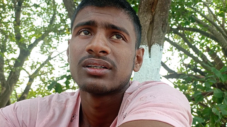 LinearOrnament35: Bercakap Video