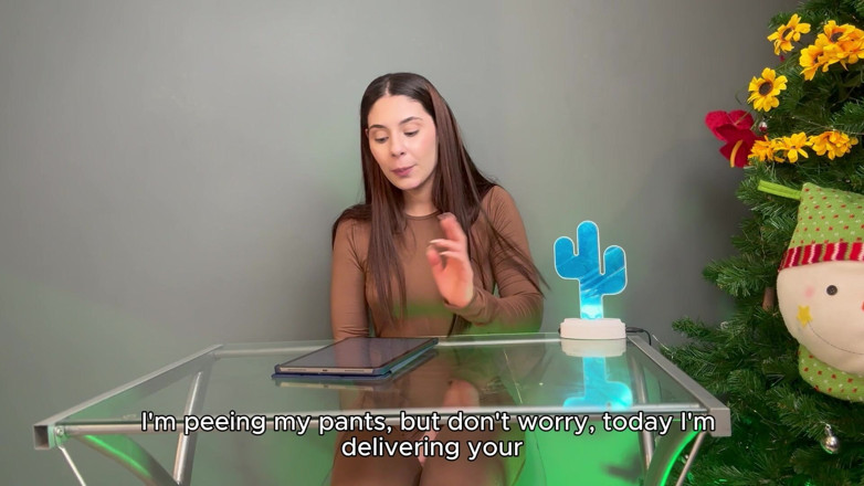alejakink: Desperate I Pee My Boss Office
