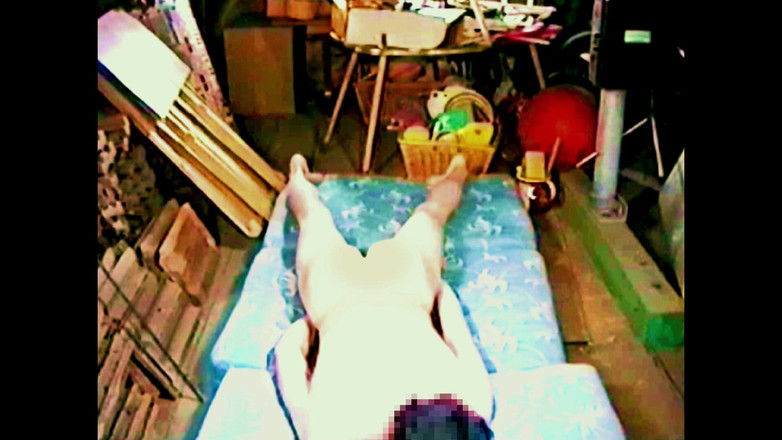 Mark Hannes: Marca de 18 anos, masturbação velha e nua