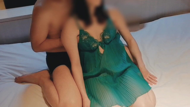kawasakiBK: A Slender and Cute Married Woman in Green Sexy Lingerie...