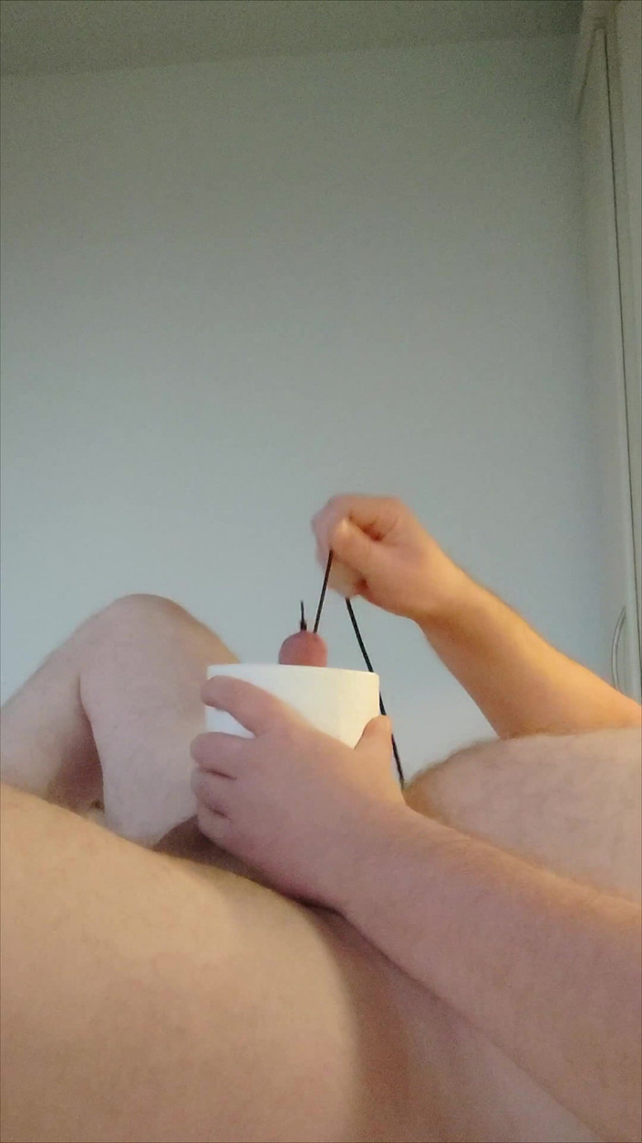 Carmen_Nylonjunge: 尼龙贾恩操着饥渴的卫生纸卷