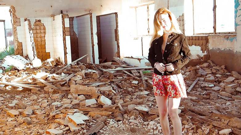 Arielortizx: Ariel Ortiz urina per il suo patrigno arrapato