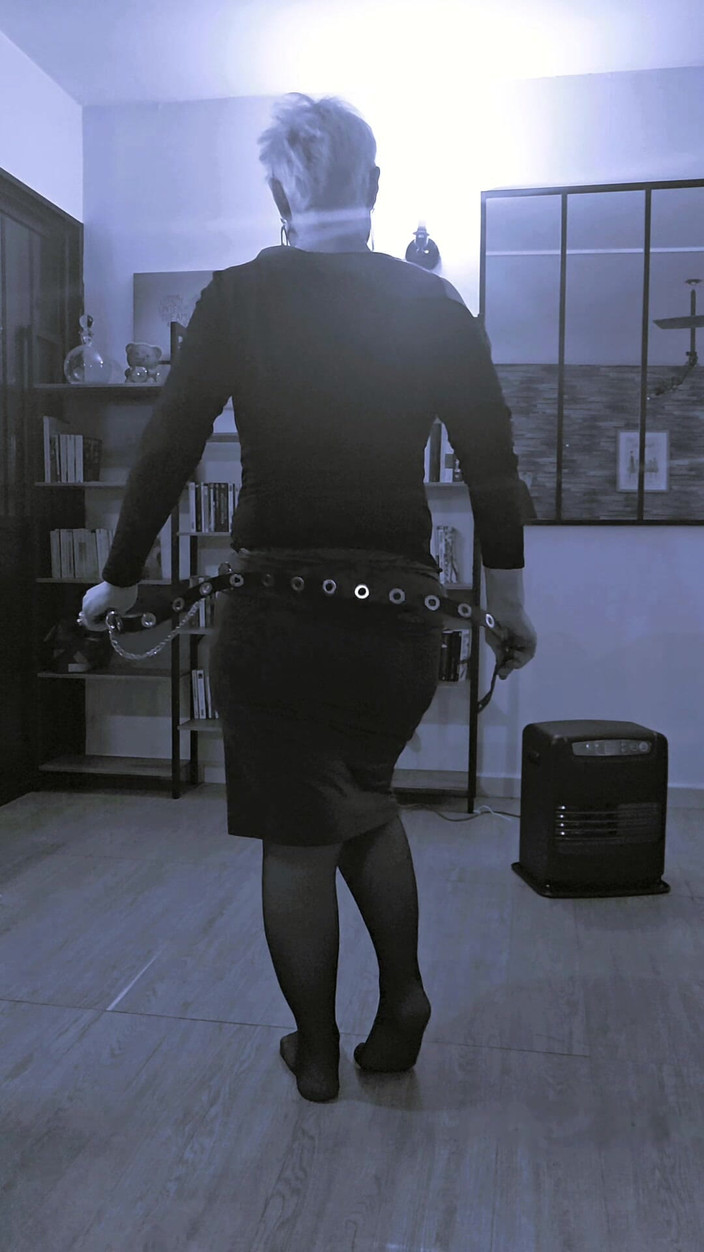 Sofy13: Pantat Besar Seksi Saya Menunggumu