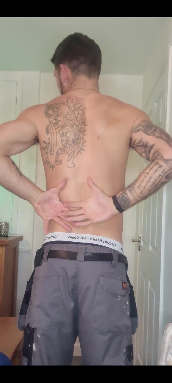 Englishtom20vip: İş üniformamı almamı izle