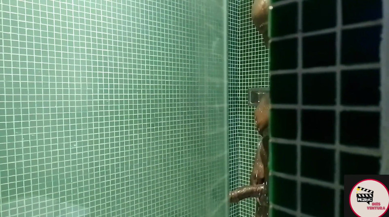 Raquel Cardoso Da Rosa: 著名运动员得到按摩，我被滚了