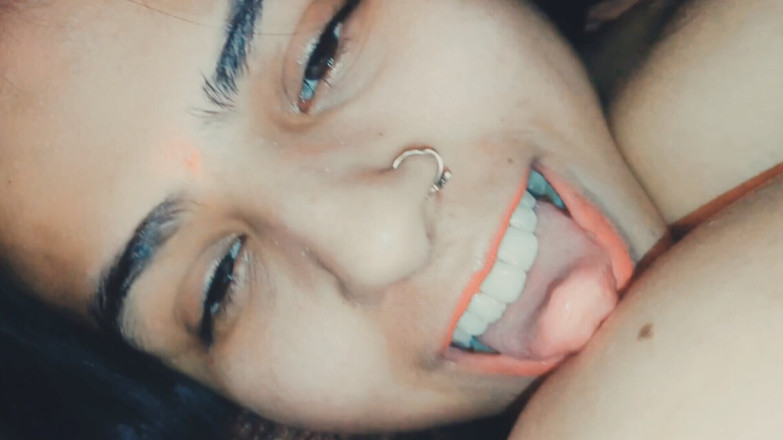 Hot Sis: Latika membuatkan saya miang dan teras keras dengan abang tiri...