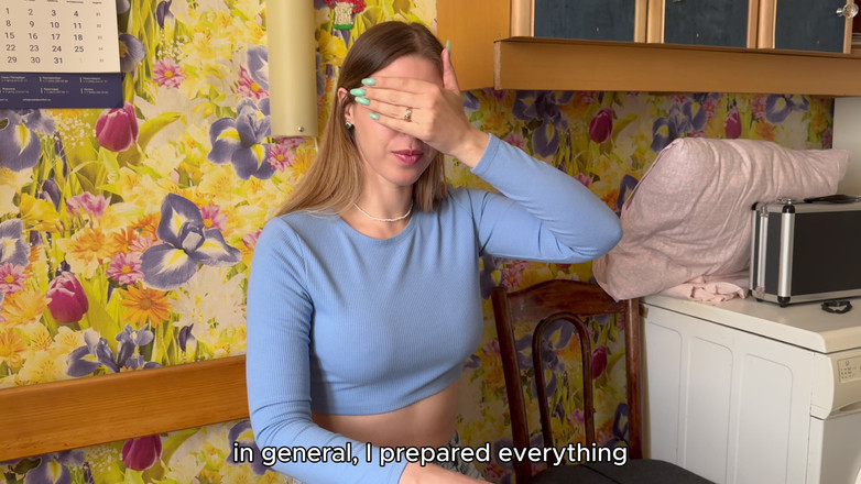 Milfetta: キャンディかディックか?彼のペニスはニヤニヤしているように見えます