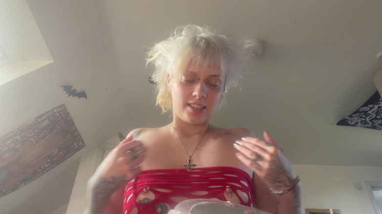 Glitterqueen1999: Mouth Tour Uvula Tonsils Teeth Tongue Vein Check